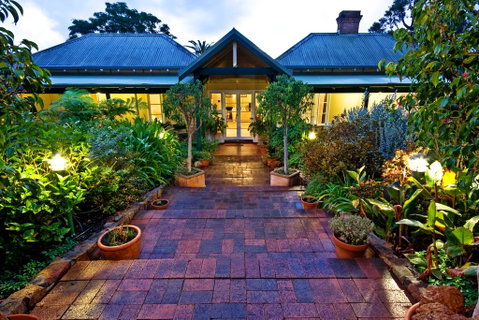 Margaret River Guest House - Broome Tourism 0