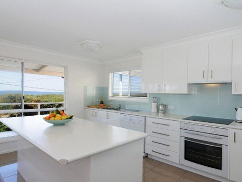 Marilyn's - 180 Degree Views Of Jervis Bay - Broome Tourism 3