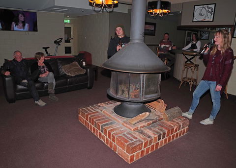 Matterhorn Lodge - Broome Tourism 1