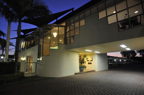 McNevins Maryborough Motel - Broome Tourism 3