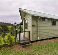 Mena Creek Flower House - Broome Tourism