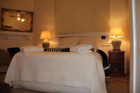 Mentor Chambers Apartment Bed & Breakfast - Broome Tourism 2