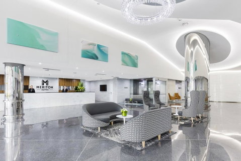 Meriton Suites Southport - Broome Tourism 1