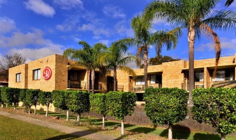 Metro Inn Ryde - Broome Tourism 0