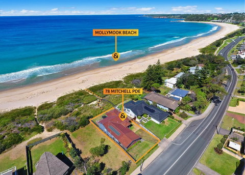 Mitchell Parade 78 - Broome Tourism 0