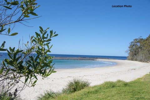 Mitchell Pde 71 Mollymook - Broome Tourism 0