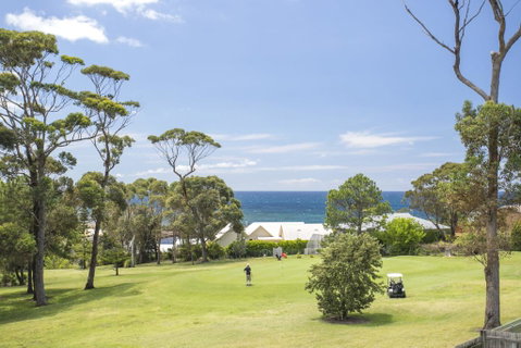 Mollymook Links - Broome Tourism 3