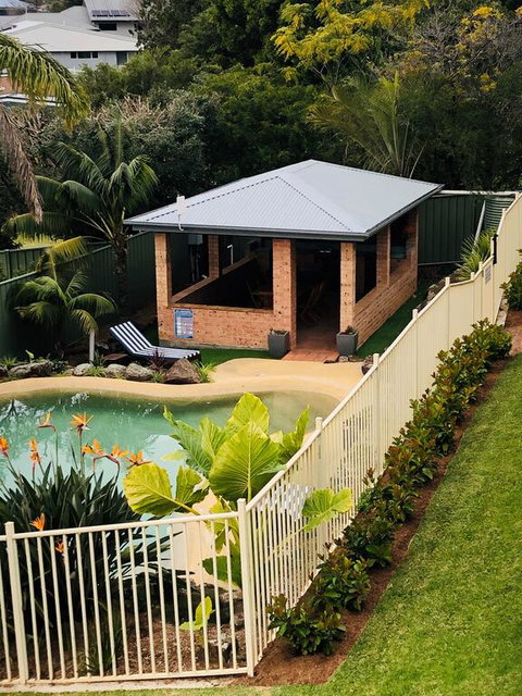 Mollymook Seascape Motel And Apartments - Broome Tourism 3