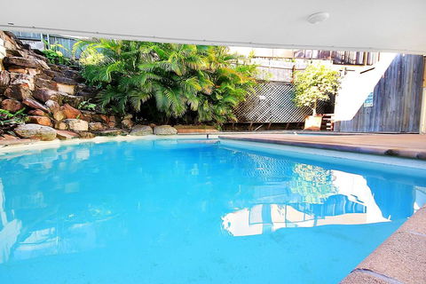 Monterey Lodge Unit 10, 27 Warne Terrace. Kings Beach - Broome Tourism 2