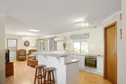 Moonta Bay Accommodation - Broome Tourism 3