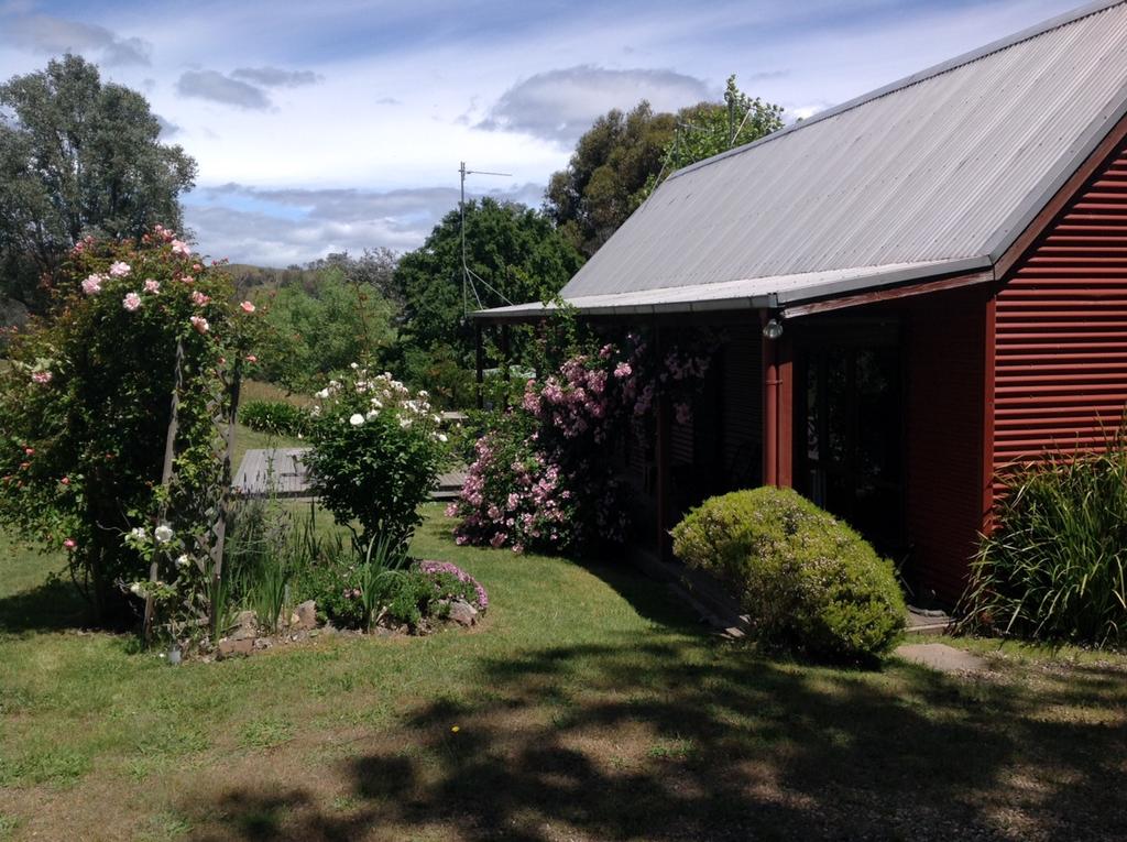 Piries VIC Broome Tourism