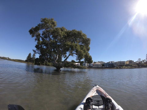 Moreton Bay Beach Lodge - Broome Tourism 1