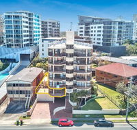 Moreton Towers Unit 1 25 Moreton Pde Kings Beach - Broome Tourism