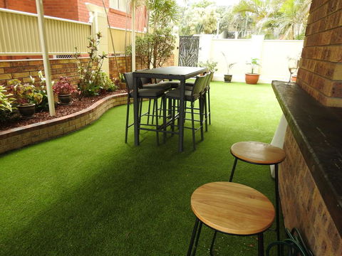 Moreton Towers Unit 1, 25 Moreton Pde Kings Beach - Broome Tourism 1