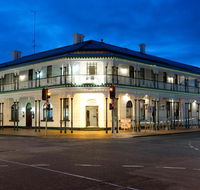 Mount Gambier Hotel - Broome Tourism