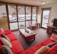 Mountain View Chalet at Heidi's - Broome Tourism