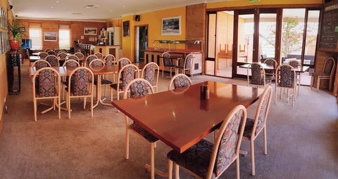 Mud Hut Motel - Broome Tourism 3