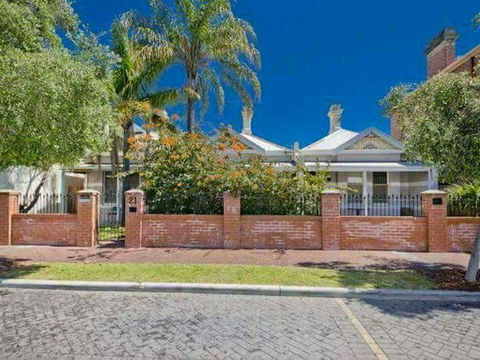 MyOZexp Palmerston Lodge - Broome Tourism 0