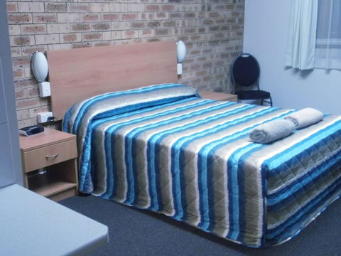 Nanango Fitzroy Motel - Broome Tourism 0