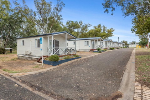 Narrabri Big Sky Caravan Park - Broome Tourism 0