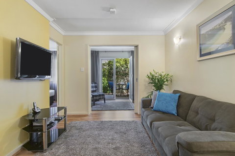 The Peninsula Riverside Serviced Apartments - Broome Tourism 30
