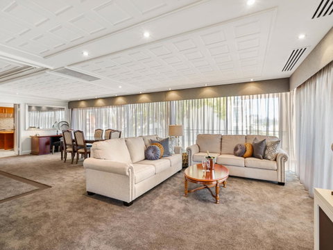 The Peninsula Riverside Serviced Apartments - Broome Tourism 8