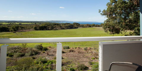 Cosy Corner Sea View Apartments - Broome Tourism 8