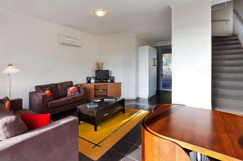 Cosy Corner Sea View Apartments - Broome Tourism 14