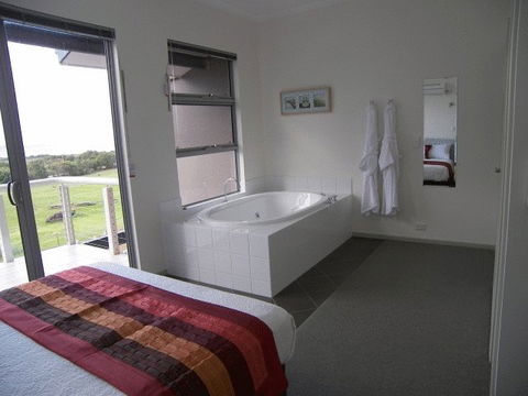 Cosy Corner Sea View Apartments - Broome Tourism 3