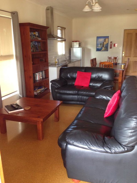 Albany Beachside Accommodation - Broome Tourism 1