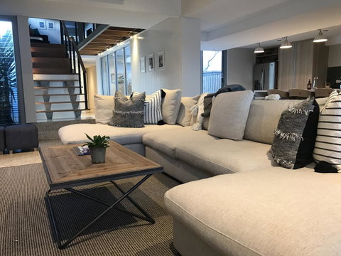 The Urban Beach House - Broome Tourism 0