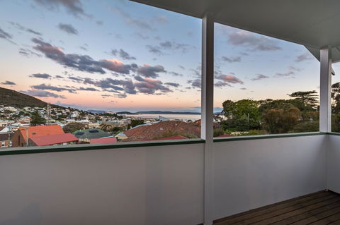 Serpentine Rose - Broome Tourism 17