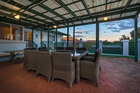 Serpentine Rose - Broome Tourism 16