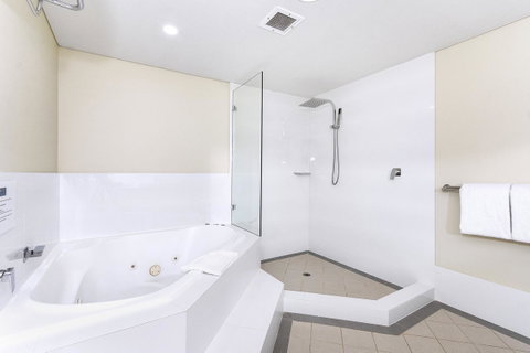 Quality Resort Sorrento Beach - Broome Tourism 22