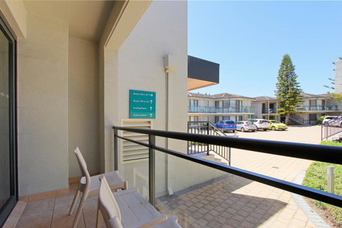Quality Resort Sorrento Beach - Broome Tourism 18