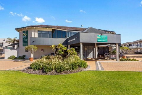 Quality Resort Sorrento Beach - Broome Tourism 12