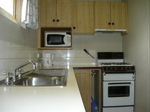 Albany Apartments - Broome Tourism 1