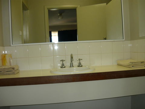 Albany Apartments - Broome Tourism 14
