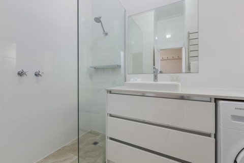 Cottesloe Bel-Air Apartment - Broome Tourism 11