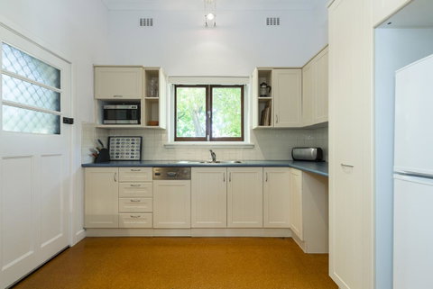 Cottesloe Bel-Air Apartment - Broome Tourism 13