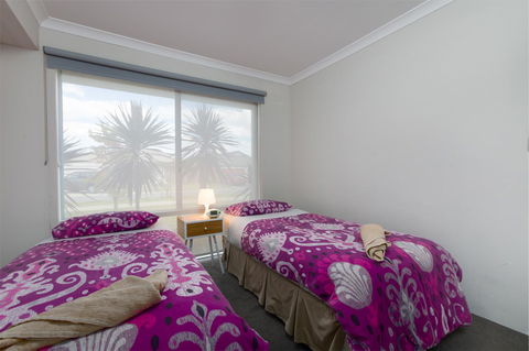 Rainbow Dream House - Broome Tourism 13