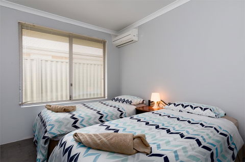 Rainbow Dream House - Broome Tourism 15