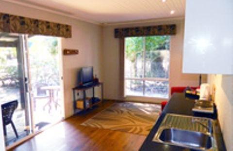 Margaret River Hideaway & Farmstay - Broome Tourism 35