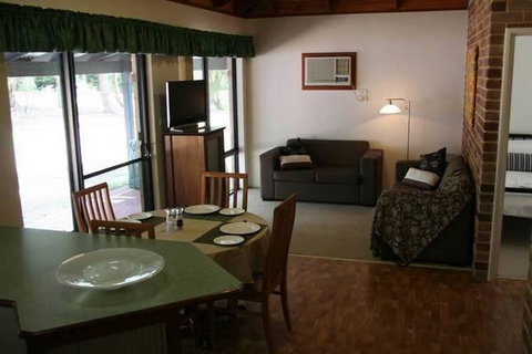 Margaret River Hideaway & Farmstay - Broome Tourism 16