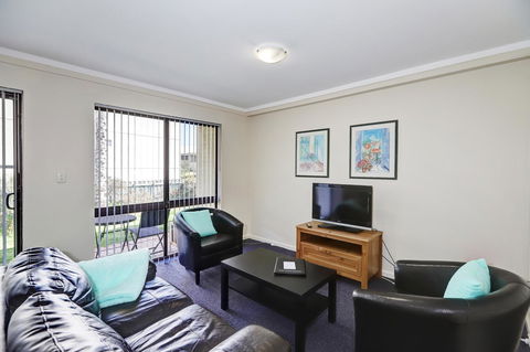 West Beach Lagoon 202 - Quiet & Ground Floor! - Broome Tourism 12