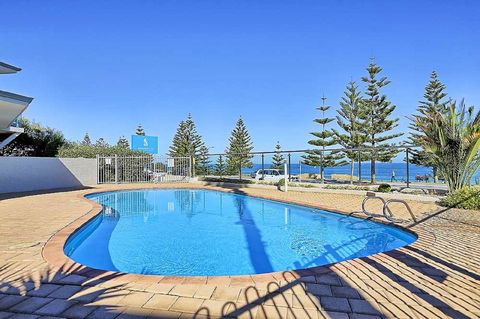 Beachfront @ Scarbs - Broome Tourism 12