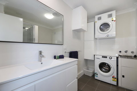 West Beach Lagoon 218 - Outstanding Value! - Broome Tourism 11