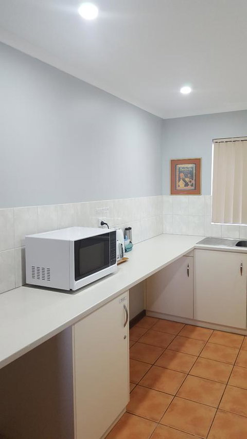 Kalbarri Seaview Villas - Broome Tourism 9