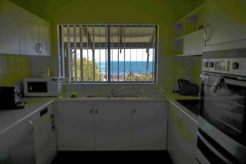 Geraldton Holliday Villas - Broome Tourism 3