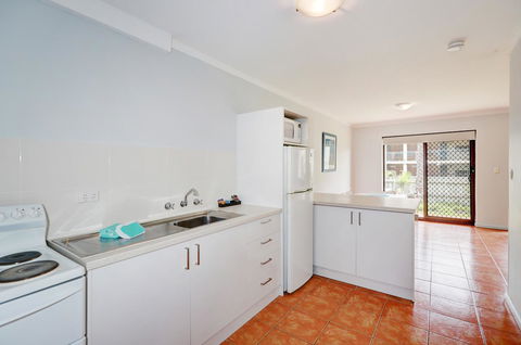 West Beach Lagoon 204 â€“ Ground Floor - Broome Tourism 6